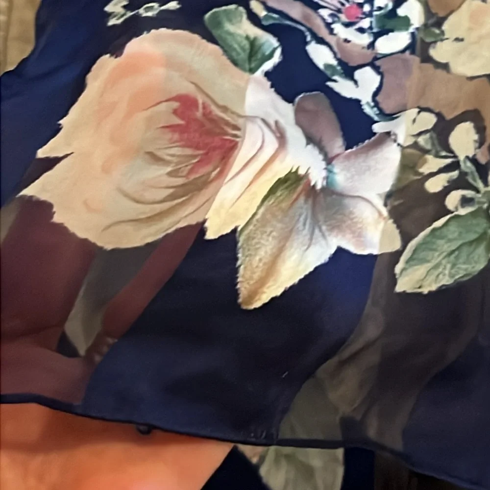 Hiroko Kapp silk sheer oblong scarf 60” x 15”